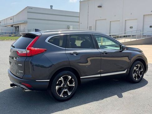 Used 2017 Honda CR-V Touring image 4