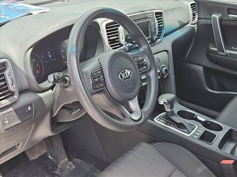 Used 2017 Kia Sportage LX AWD/4WD image 10