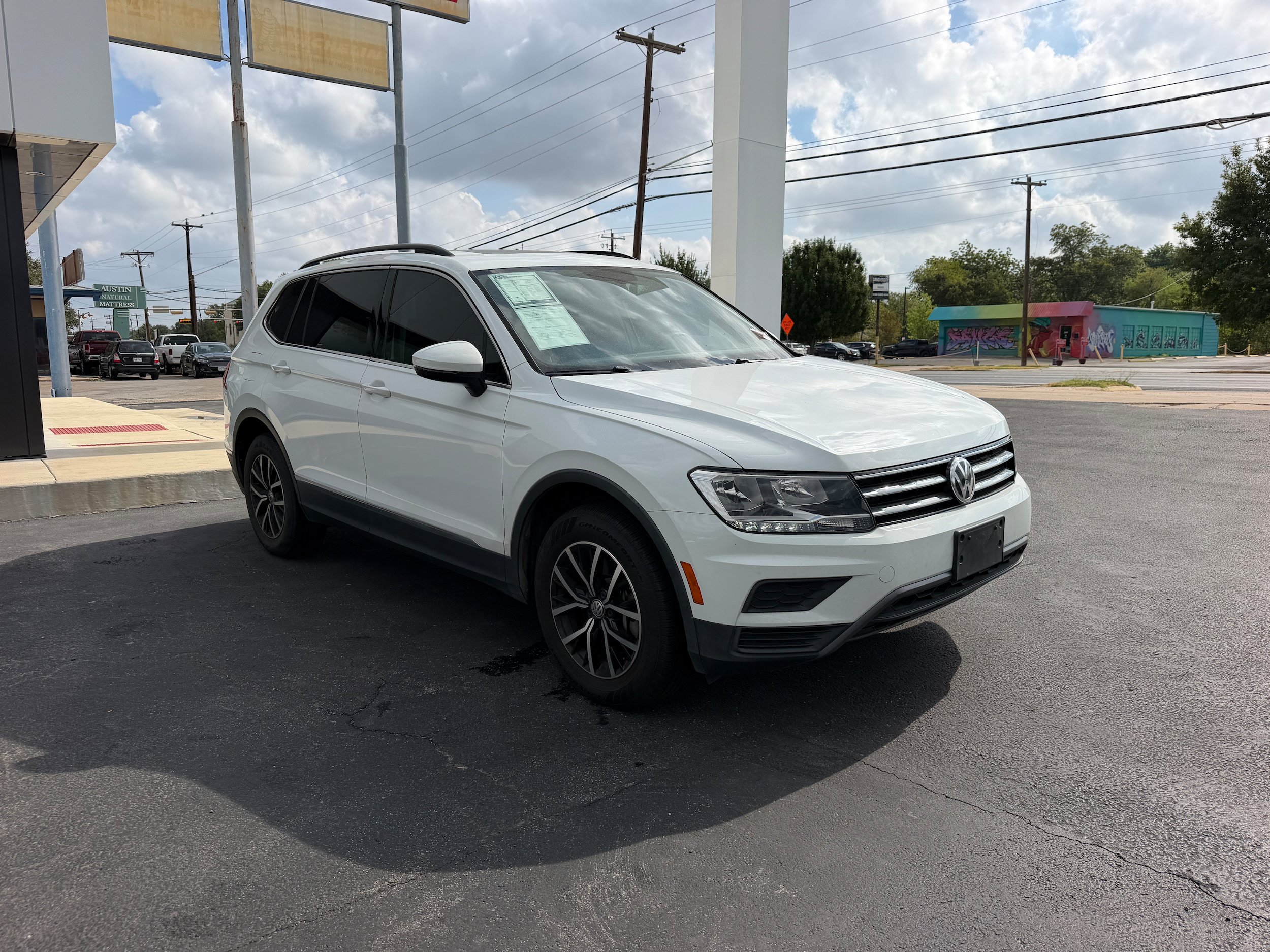 Used 2021 Volkswagen Tiguan SE FWD image 7