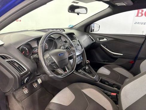 Used 2015 Ford Focus ST FWD image 12