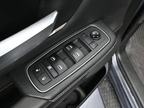 Used 2019 RAM 1500 Sport w/ Level 2 Equipment Group AWD/4WD image 23