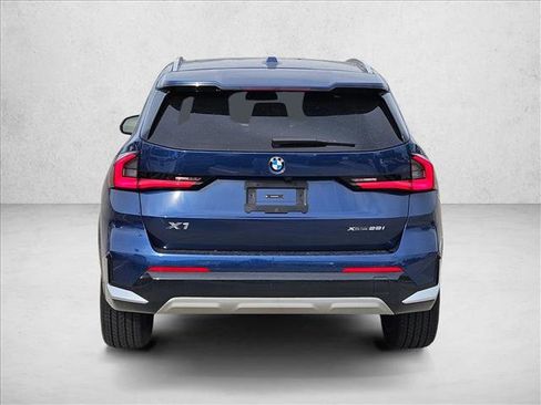 Used 2025 BMW X1 xDrive28i w/ Convenience Package image 6