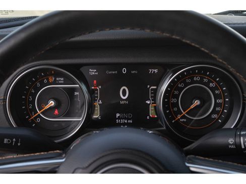 Used 2021 Jeep Gladiator Overland AWD/4WD image 22