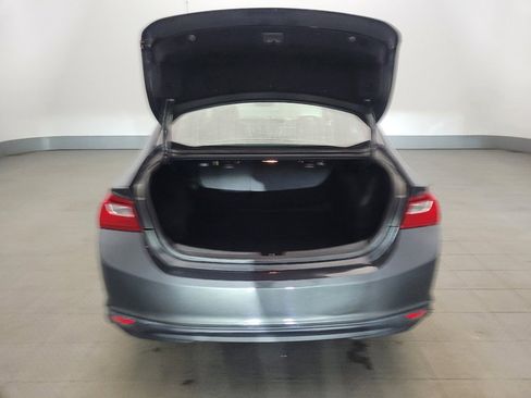 Used 2018 Chevrolet Malibu LT w/ Leather Package image 29