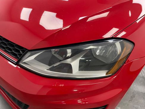 Used 2017 Volkswagen GTI S image 11