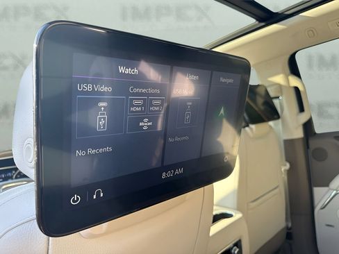 Used 2021 GMC Yukon Denali w/ Denali Premium Package AWD/4WD image 13