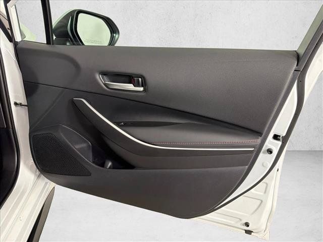 Used 2025 Toyota Corolla SE FWD image 14