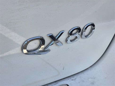 Used 2019 INFINITI QX80 Luxe image 15
