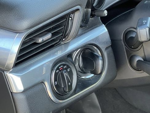 Used 2013 Porsche 911 Carrera 4S image 26