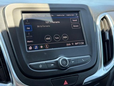 Used 2021 Chevrolet Equinox LT FWD image 16
