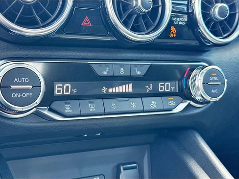 Used 2025 Nissan Sentra SV w/ All-Weather Package image 13