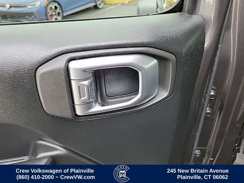 Used 2018 Jeep Wrangler Unlimited Sport S image 46