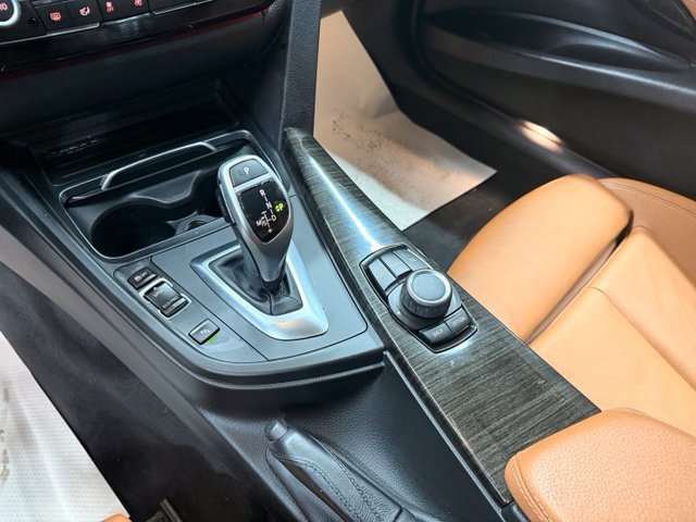 Used 2017 BMW 330i Sedan RWD image 15