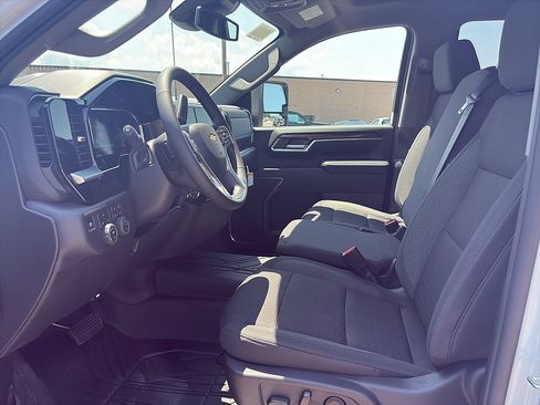 New 2026 Chevrolet Silverado 3500 LT w/ All Star Edition AWD/4WD image 15