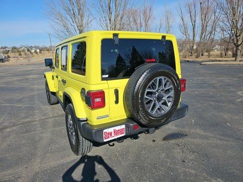 Used 2024 Jeep Wrangler Sahara image 3