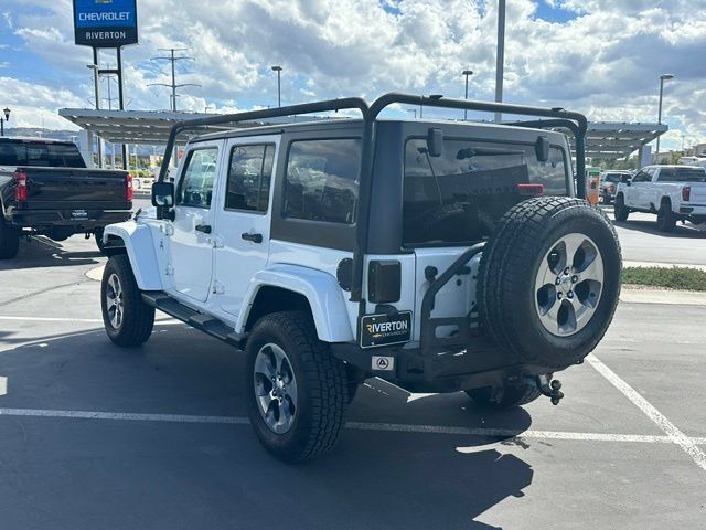 Used 2016 Jeep Wrangler Unlimited Sahara w/ Connectivity Group AWD/4WD image 4