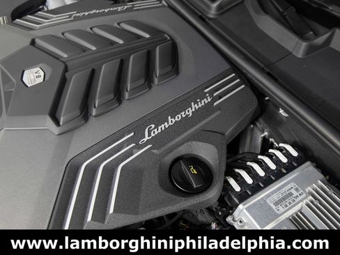 Used 2022 Lamborghini Urus AWD/4WD image 54