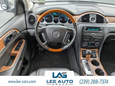 Used 2011 Buick Enclave CXL w/ Trailering Provision Package FWD image 15