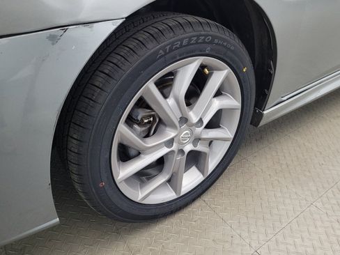 Used 2014 Nissan Sentra SR w/ SR Driver Package FWD image 31