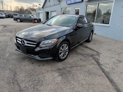 Used 2018 Mercedes-Benz C 300 4MATIC Sedan w/ Premium Package image 4