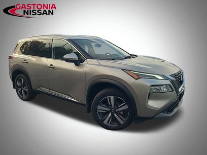Used 2021 Nissan Rogue SL w/ Premium Package