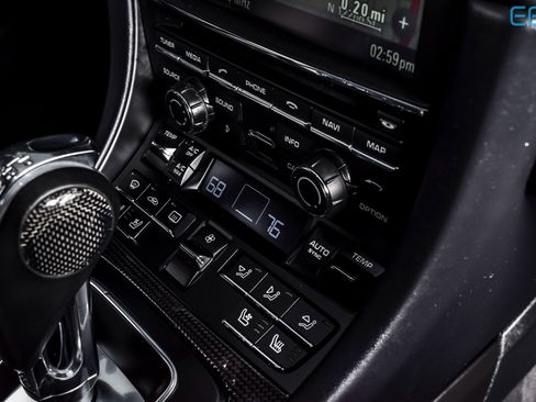 Used 2015 Porsche 911 Turbo image 23