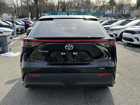 Used 2023 Toyota bZ4X Limited image 4
