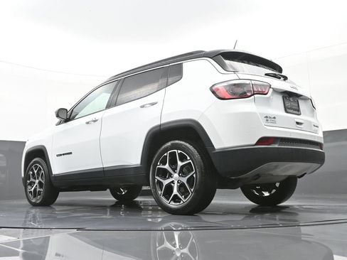 Used 2024 Jeep Compass Limited AWD/4WD image 50