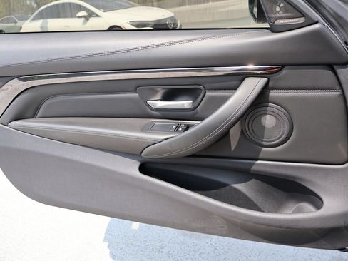 Used 2015 BMW M4 Coupe RWD image 38