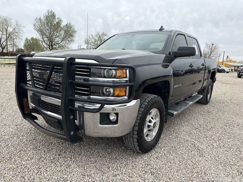 Used 2018 Chevrolet Silverado 2500 LT w/ LT Fleet Convenience Package image 5