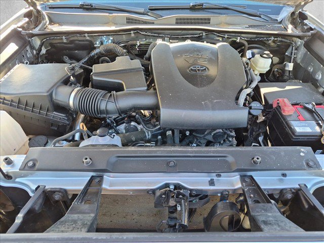 Used 2022 Toyota Tacoma SR AWD/4WD image 22