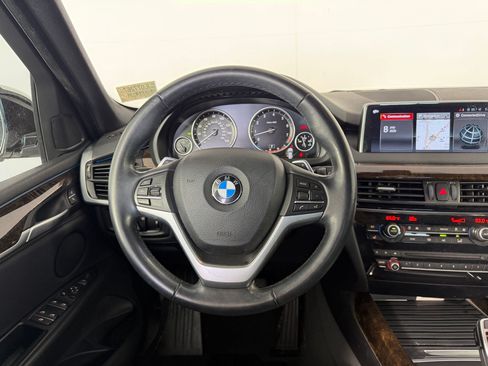 Used 2018 BMW X5 xDrive35i w/ M Sport Package AWD/4WD image 33