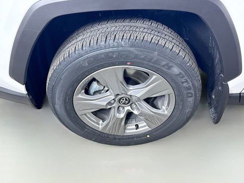 New 2025 Toyota RAV4 XLE image 28