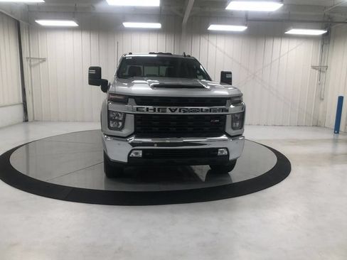 Used 2020 Chevrolet Silverado 2500 LT w/ All Star Edition AWD/4WD image 3