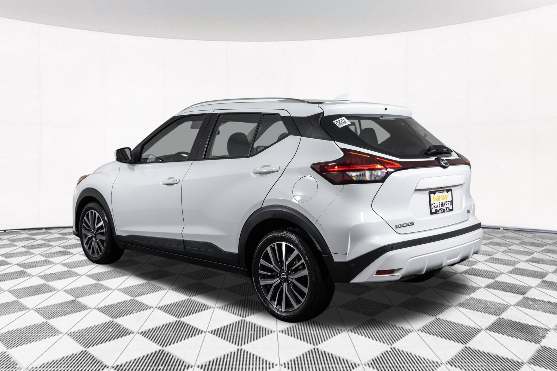 Used 2022 Nissan Kicks SV FWD image 14