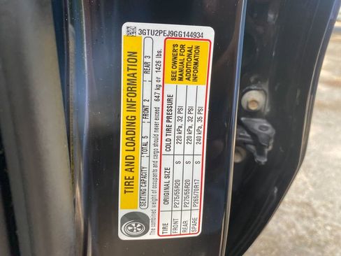 Used 2016 GMC Sierra 1500 Denali w/ Enhanced Driver Alert Package image 29