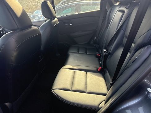 Used 2023 Nissan Rogue SL w/ SL Premium Package image 6