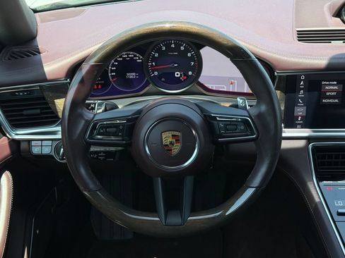 Used 2021 Porsche Panamera RWD image 21