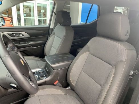 Used 2018 Chevrolet Traverse LT image 22