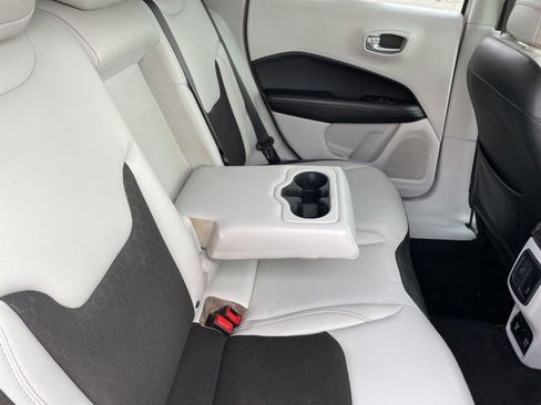 Used 2018 Jeep Compass Latitude w/ Popular Equipment Group image 53