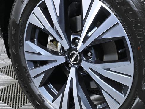 Certified 2023 Nissan Rogue SV w/ SV Premium B Package image 32