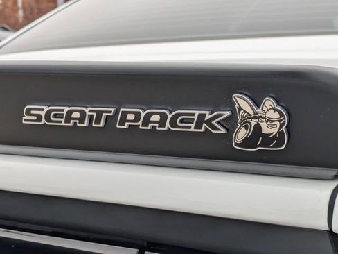 Used 2023 Dodge Challenger R/T Scat Pack image 9