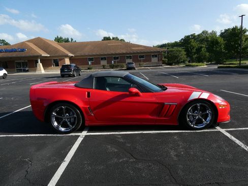 Used 2010 Chevrolet Corvette Grand Sport w/ Preferred Equipment Group RWD image 4