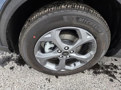 New 2026 Ford Escape ST-Line w/ Cold Weather Package image 31