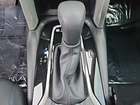 Used 2025 Toyota Corolla Cross AWD Hybrid image 22