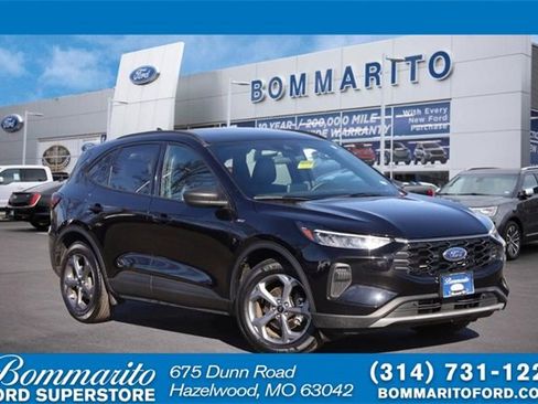 Used 2025 Ford Escape ST-Line image 1