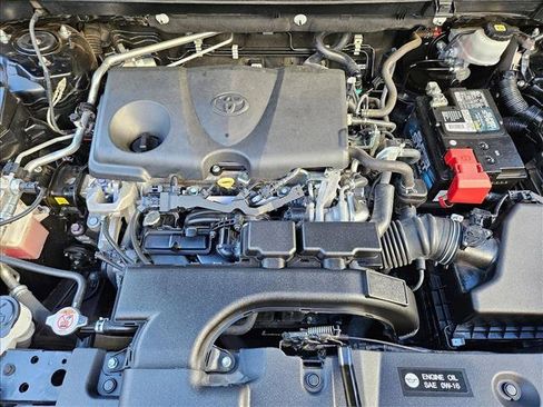 Used 2019 Toyota RAV4 Adventure image 21