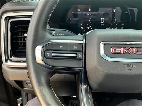 Used 2023 GMC Canyon AT4 w/ AT4 Premium Package AWD/4WD image 12