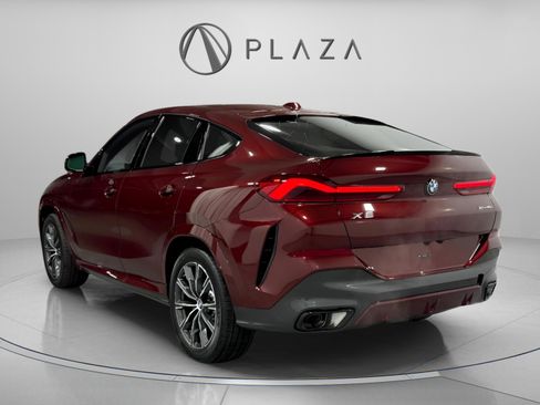 New 2026 BMW X6 xDrive40i image 3