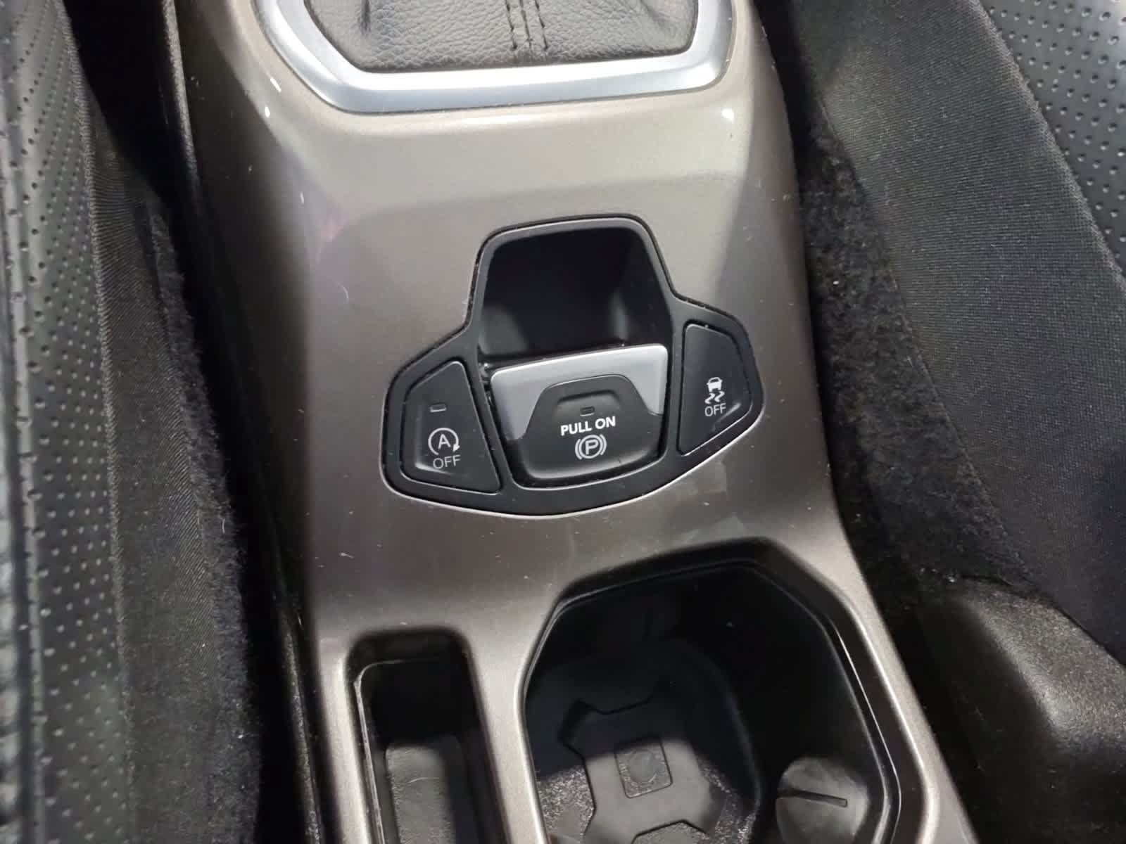 Used 2020 Jeep Renegade Limited AWD/4WD image 19